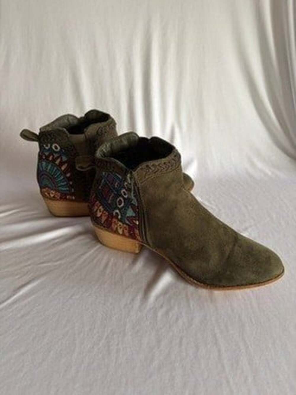 Coclicci Ankle Boots Womens Olive Green Embroidered Block Heel US 7.5 Low